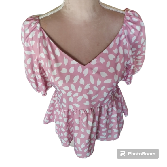 SHEIN| PINK 🩷 WHITE PEPLUM TOP SIZE M - Picture 2 of 8